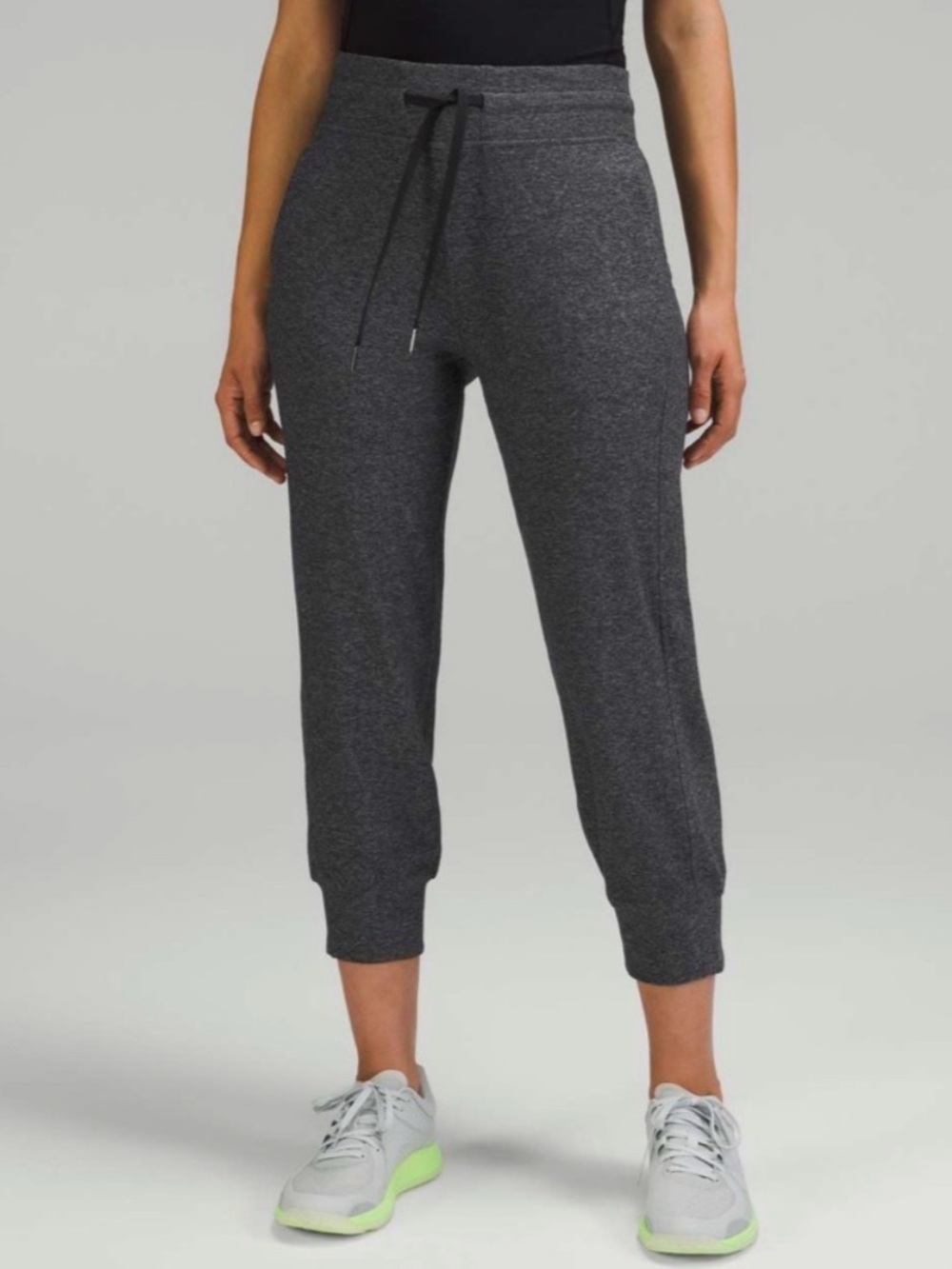 EUC Lululemon Ready To Rulu HR Crop Jogger Heathered Graphite Grey Size 2